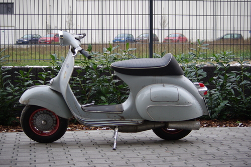 Vespa_VNB_30+_PS_001.JPG