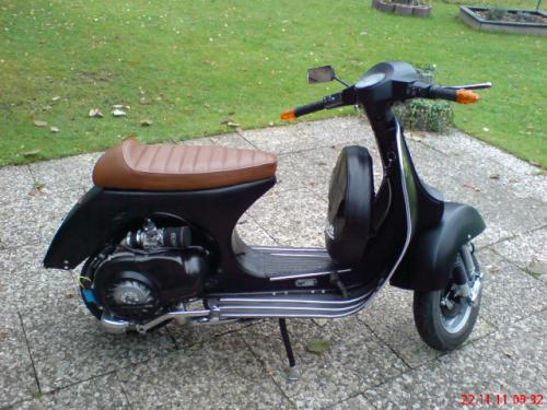 Vespa pX 200 003.JPG