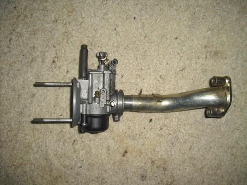 19 Vergaser 001.JPG