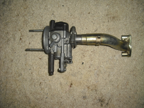 19 Vergaser 002.JPG