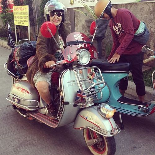 vespa fly.jpg