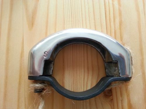 Lambretta Series I mirror and flyscreen clamp Sinistra.jpg