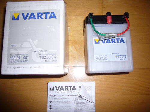 Varta_Batterie.thumb.JPG.59252efe9fc60c6d7ced5ff326511d80.JPG