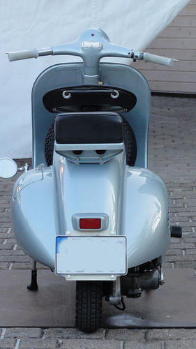 Vespa-150-VB1T-1958-Originallack-Grigio-Azzurro-Metallizzato-15028-5.thumb.jpg.50570fcacdcf349cdb531627db9678b8.jpg