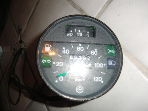 Tacho PX schwarz 002.JPG