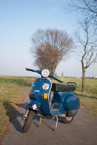 Vespa+PK+50s+Patrick+Staudt+5.JPG