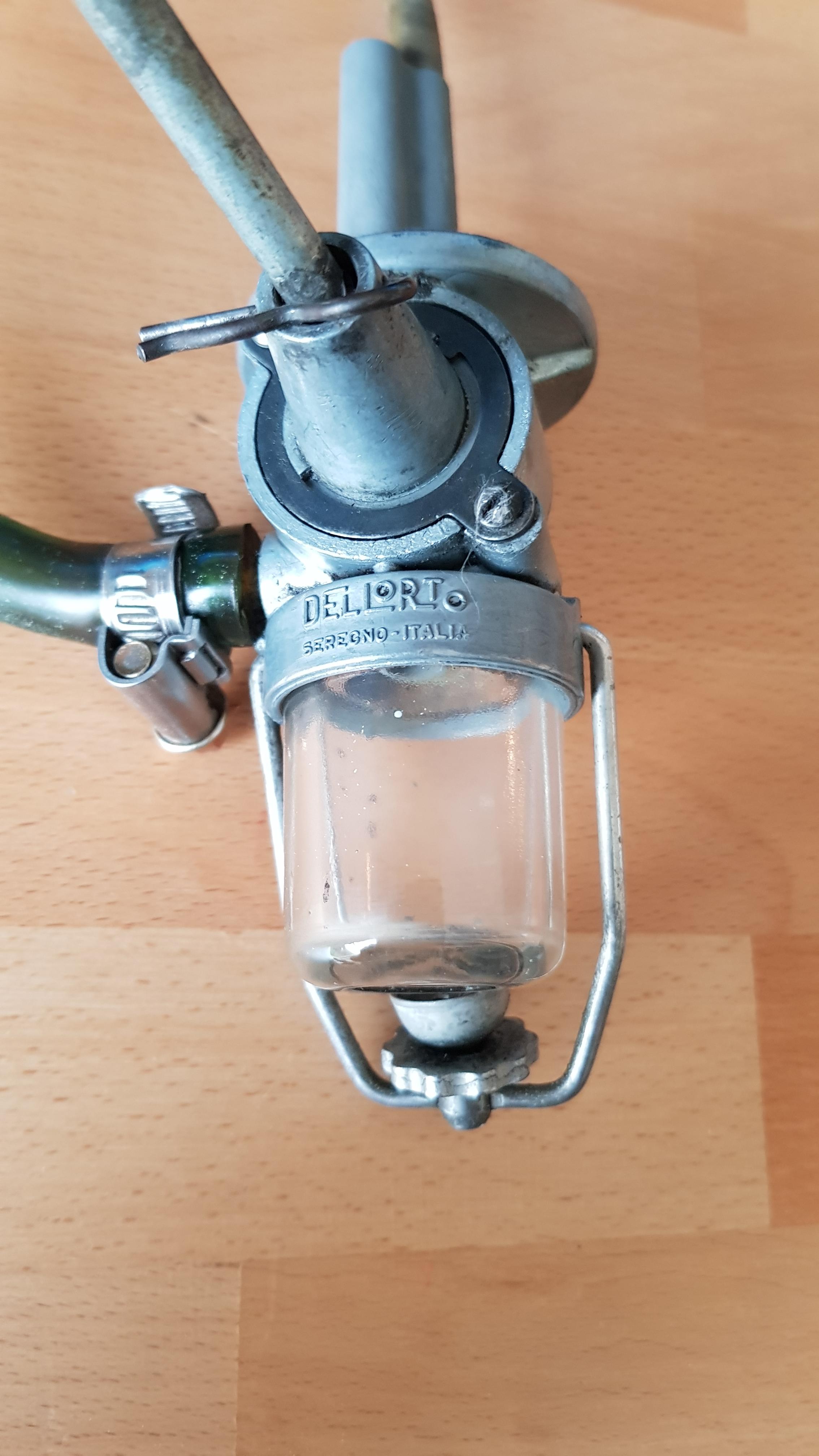 Benzinhahn GS150 Glas wie bekomme ich das ab? Vespa