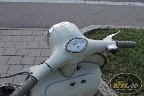 motovespa-150s-2-serie-1964~7.jpg