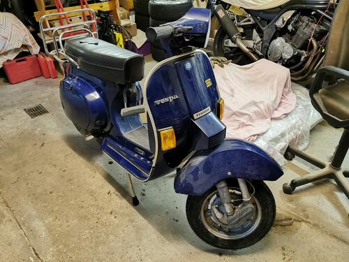 Vespa Front.jpg