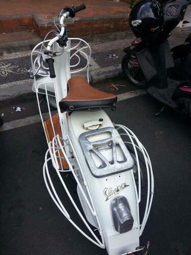 Vespa_light.thumb.jpg.355912e2c4e2a6e1bbe3be60deb3a9ab.jpg