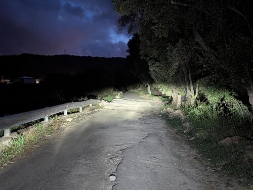 PXL_20250521_185343193.NIGHT.thumb.jpg.38568fe28ddc03edb3c1f6d12e93a58a.jpg