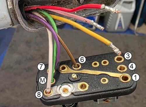 Vespa-Lichtschalter-AC-geregelt-Hupe-Schliesser.thumb.jpg.3cd701291bf7db4c783af81fe80212f6.jpg