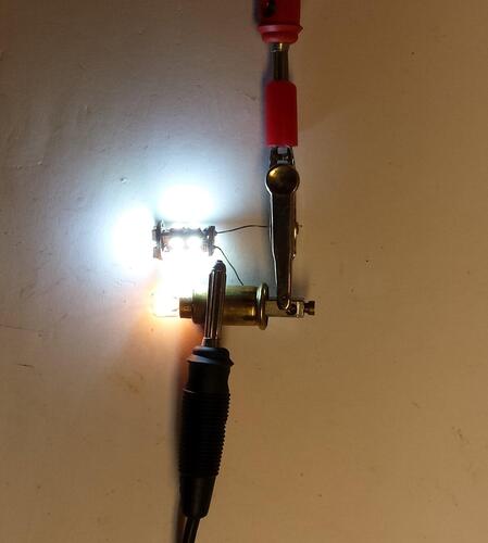 Vespa-GS4_VDO-Tacho-LED-Beleuchtung.thumb.jpg.d5234a714d91af16b63c60031acb5050.jpg