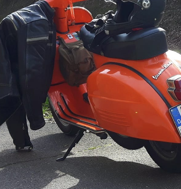 Suche Hauptständer 10” Rally Sprint original
